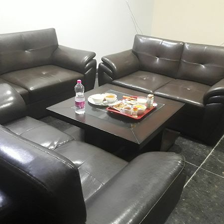 Hotel Aero Stay Нью-Дели Экстерьер фото